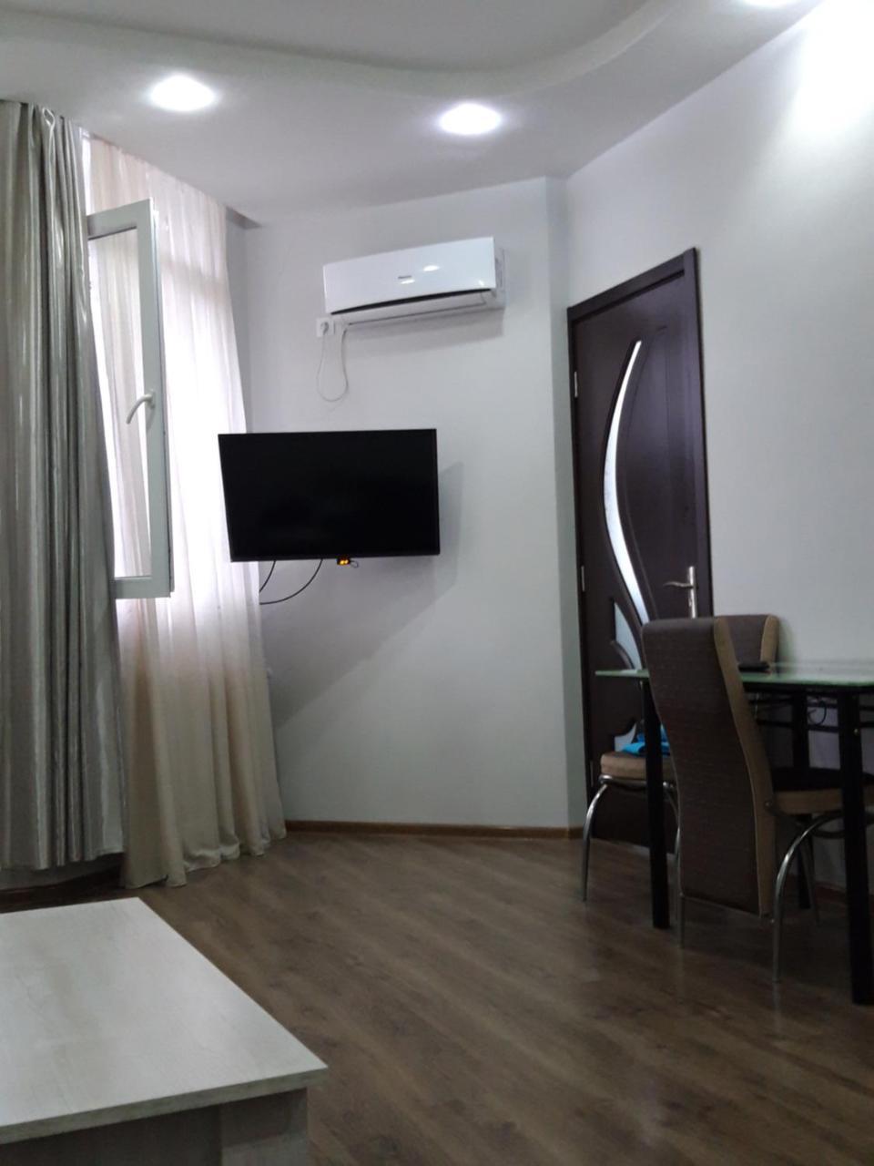 Mari Apartment Μπατούμι Εξωτερικό φωτογραφία